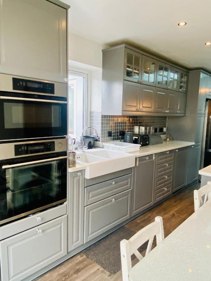 Hameway House- Stunning 4 Bedroom House With A Spacious Kitchen London Eksteriør billede